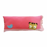 Mong pillow with frills